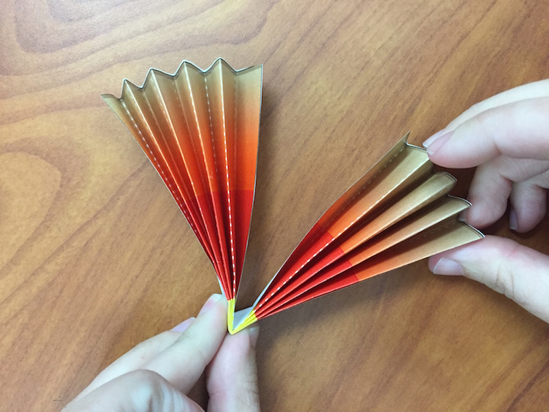 a photo of the fan folded in half